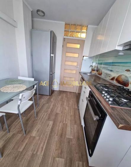 Apartament cu 3 camere decomandat, mobilat în Virtuții
