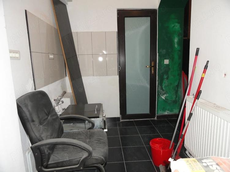 Spațiu comercial, de 70 mp, în Central