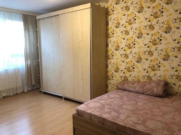 Apartament cu 4 camere decomandat, mobilat în Drumul Taberei