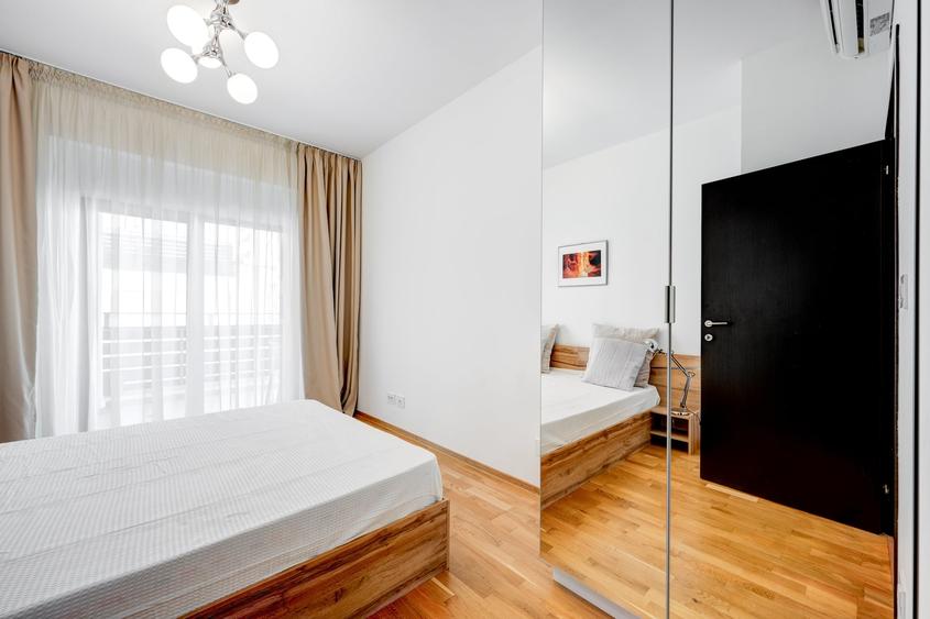Apartament cu 3 camere decomandat în Băneasa