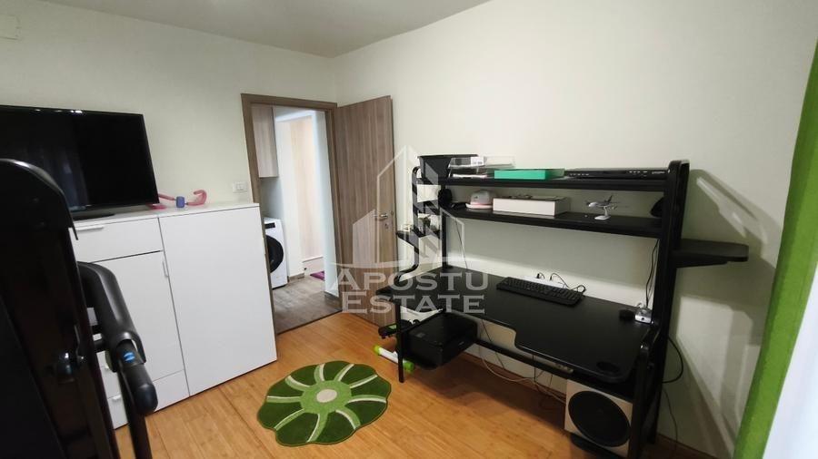 Apartament cu 4 camere decomandat, mobilat în Steaua