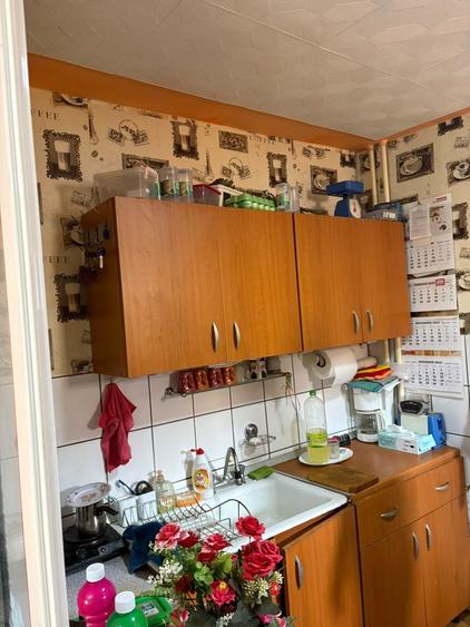 Apartament cu 3 camere în Uzina 2