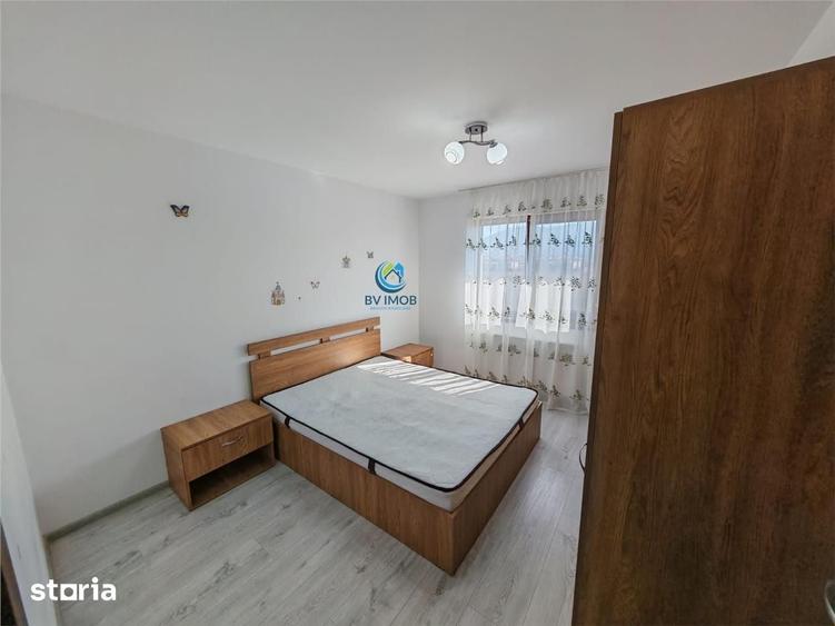 Casă cu 4 camere cu Teren 400 Mp în IAR