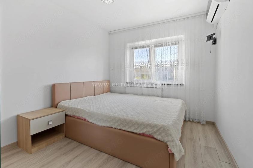 Apartament cu 3 camere decomandat în Central
