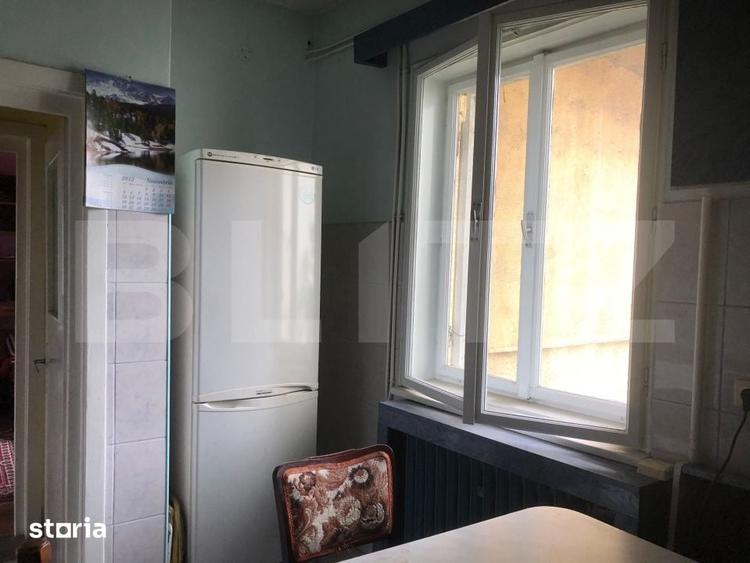 Apartament cu 4 camere decomandat în Semicentral