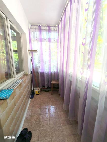 Apartament cu 3 camere decomandat în Tineretului
