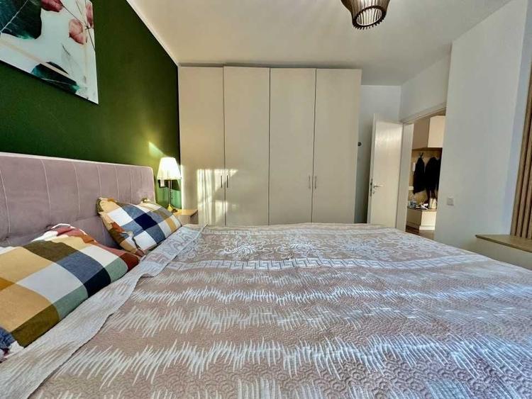 Apartament cu 2 camere semidecomandat în Florești