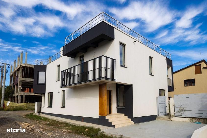 Casă cu 4 camere în Palazu Mare