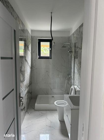 Apartament cu 2 camere decomandat în Calea București