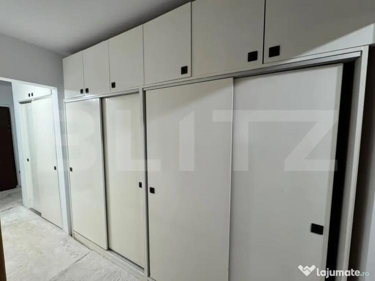 Apartament cu 4 camere decomandat în Sărari