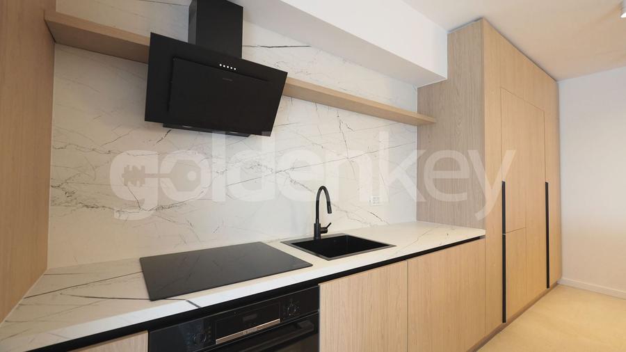Apartament cu 4 camere decomandat, mobilat în Herăstrău