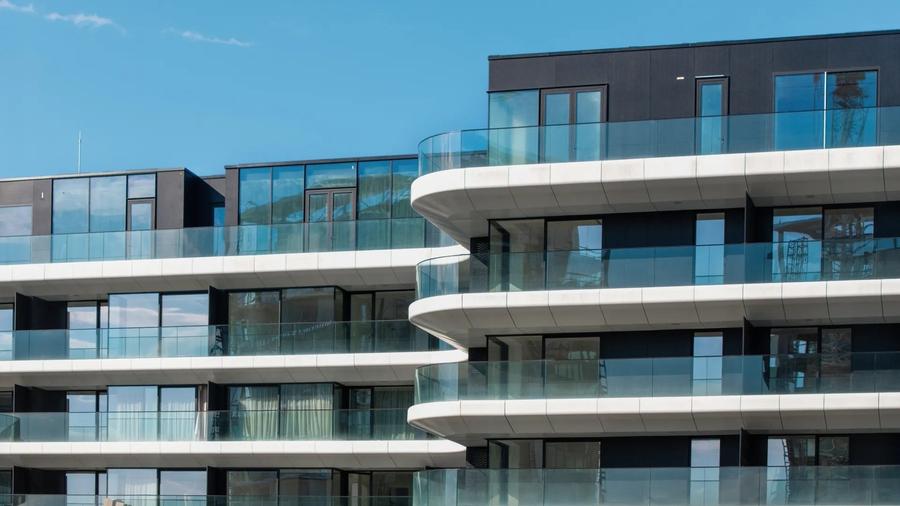 Apartament cu 4 camere decomandat în Floreasca