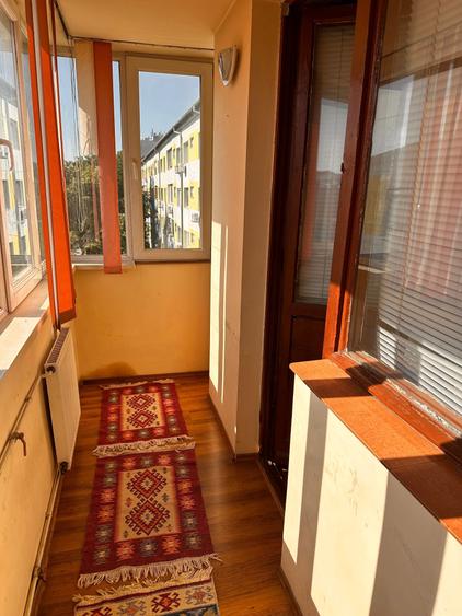 Garsonieră decomandată în Spitalul Județean