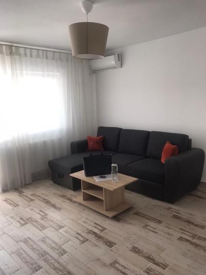 Garsonieră decomandată în Metalurgiei