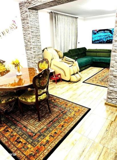 Casă cu 4 camere în Sânnicoară