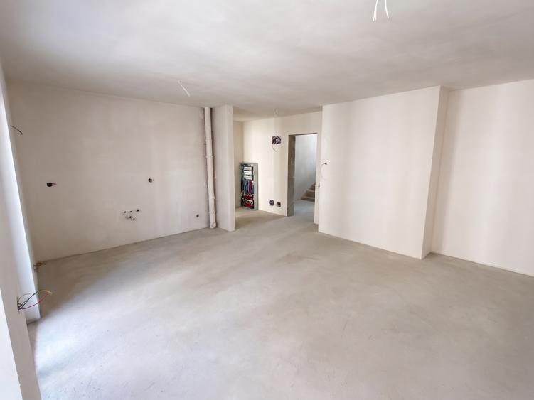 Apartament cu 2 camere în Între Lacuri