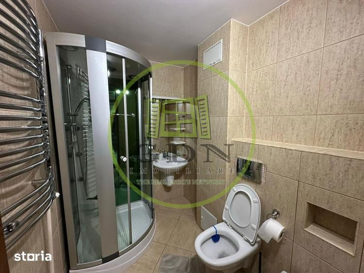 Apartament cu 3 camere decomandat, mobilat în Craiovița Nouă