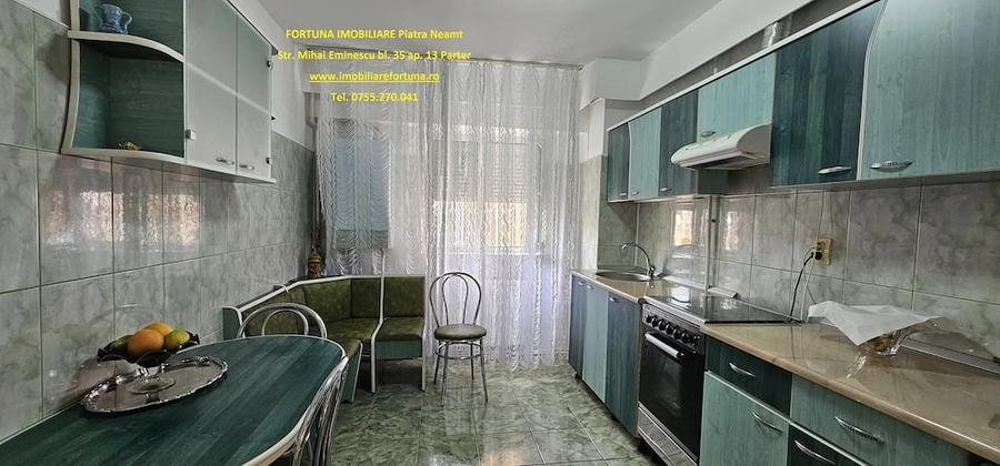 Apartament cu 3 camere decomandat în Calea Romanului