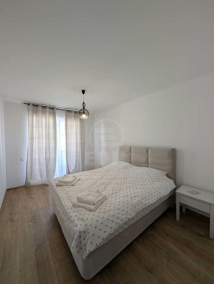 Apartament cu 2 camere semidecomandat în Florești