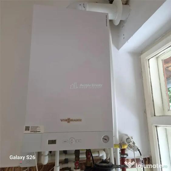 Apartament cu 3 camere semidecomandat în Armeneasca