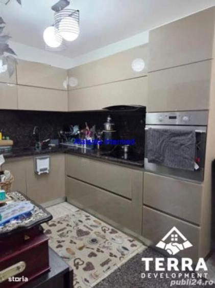 Casă cu 3 camere cu Teren 270 Mp în Brătianu