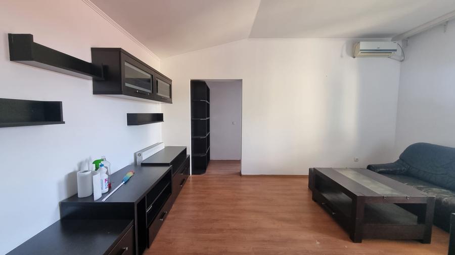 Apartament cu 2 camere semidecomandat în 14 Mai