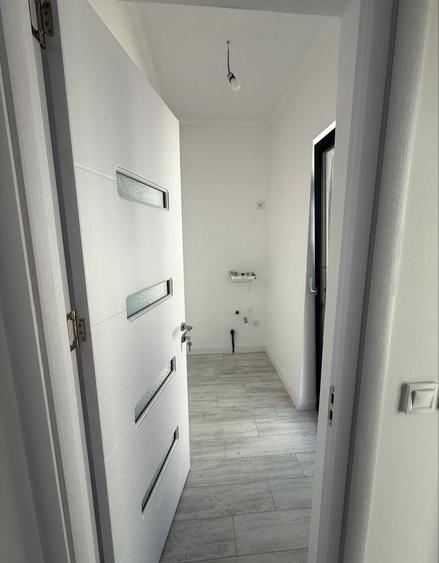 Casă cu 3 camere în Malu Mare