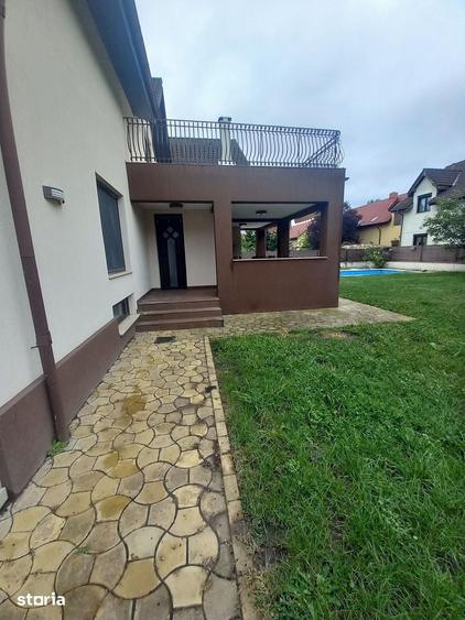 Casă cu 7 camere cu Teren 750 Mp în Cișmigiu