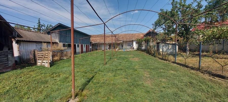 Casă cu 4 camere în Iacobeni
