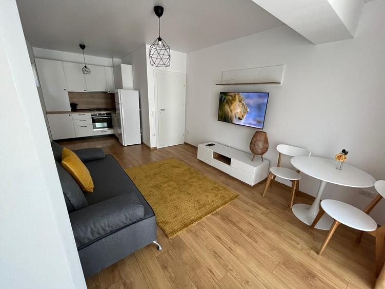 Apartament cu 2 camere decomandat în Sârbi