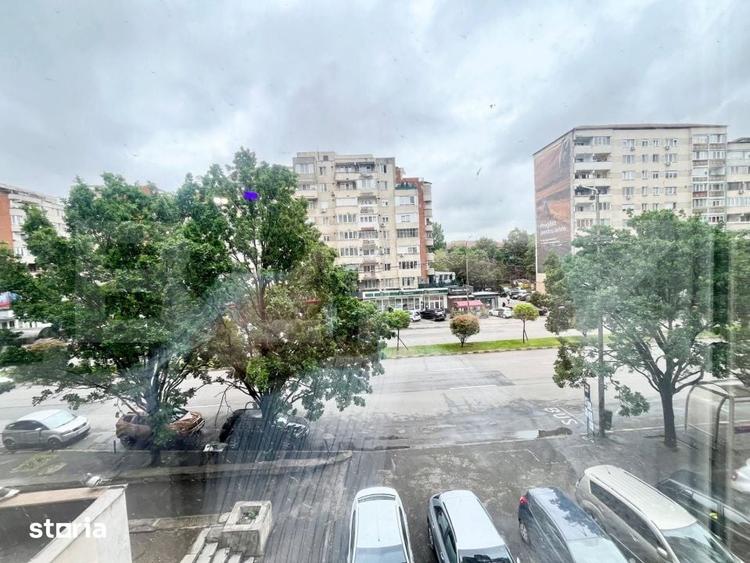 Apartament cu 3 camere decomandat în Dacia