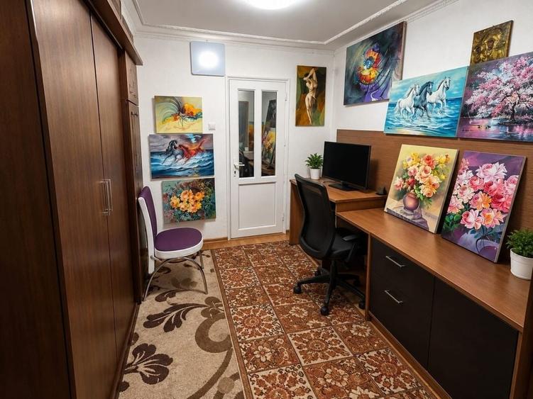 Apartament cu 4 camere decomandat în Exterior Vest