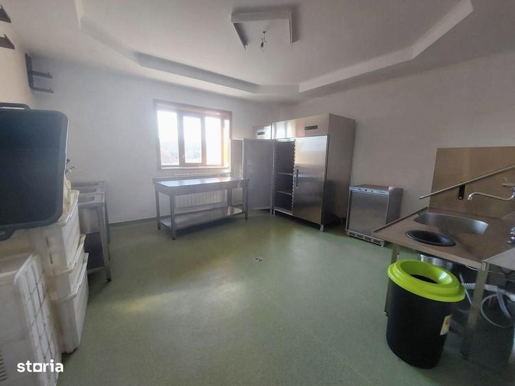 Casă cu 4 camere cu Teren 5995 Mp în Șumugiu