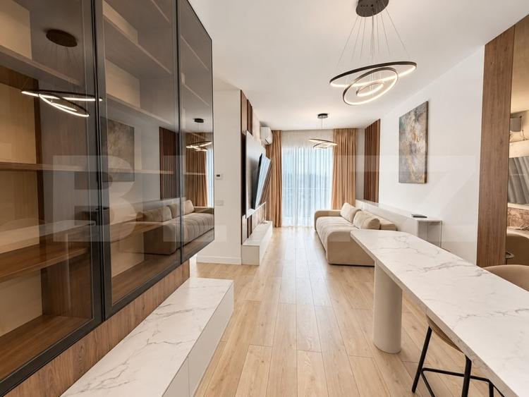 Apartament cu 2 camere decomandat, mobilat în Baza 3