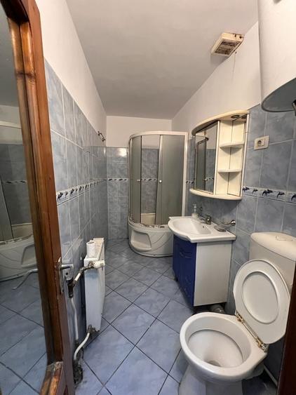 Apartament cu 2 camere decomandat în Exterior Vest