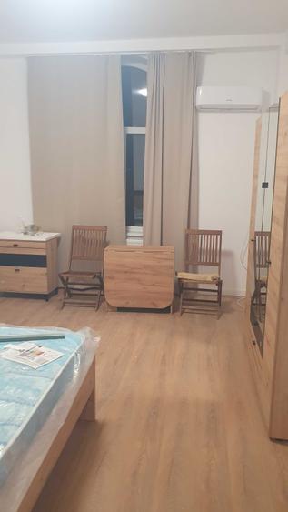 Garsonieră decomandată în Central