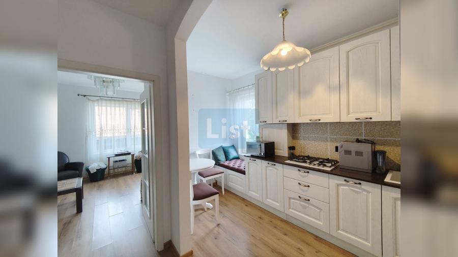Apartament cu 3 camere decomandat, mobilat în Zorilor