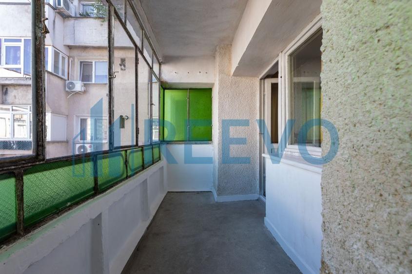 Apartament cu 2 camere decomandat, mobilat în Ultracentral