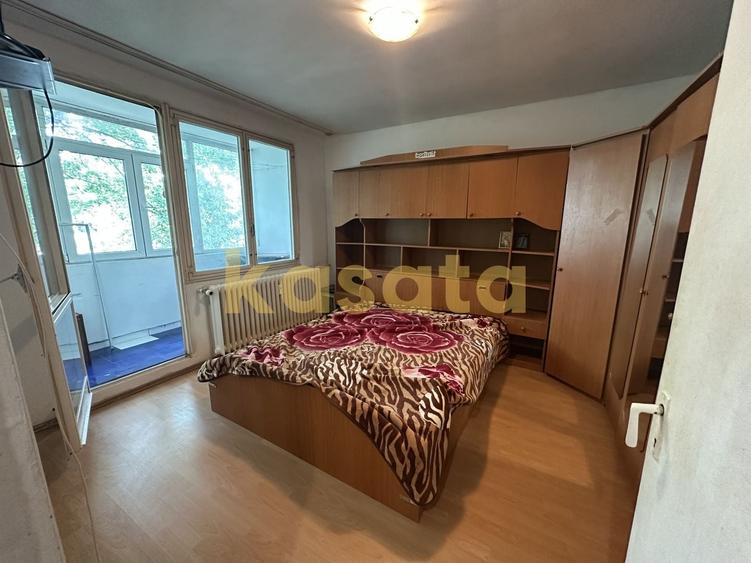 Apartament cu 3 camere decomandat, mobilat în Drumul Taberei