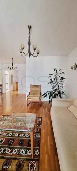 Apartament cu 3 camere în Aviatorilor