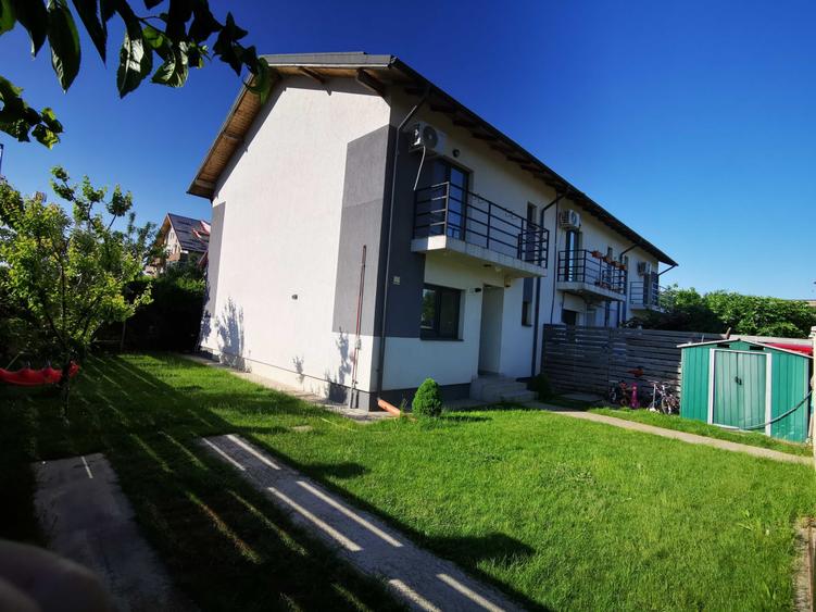 Casă cu 4 camere în Ghencea