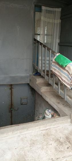 Casă cu 3 camere cu Teren 2493 Mp în Pădina