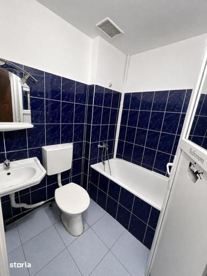 Apartament cu 3 camere semidecomandat în Ultracentral