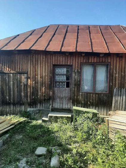 Casă cu Teren 1040 Mp în Vărbila