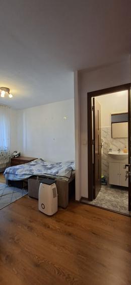 Apartament cu 3 camere decomandat în Nord