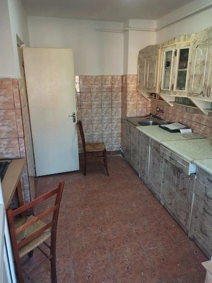 Apartament cu 2 camere semidecomandat în Govândari