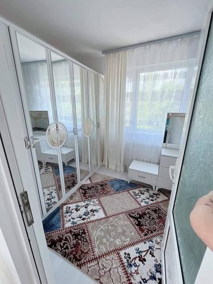 Apartament cu 3 camere nedecomandat în Central