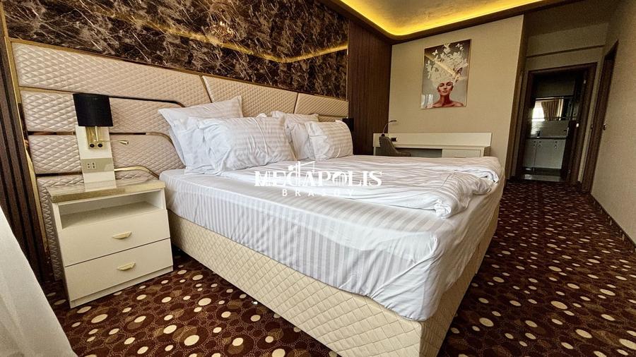 Apartament cu 4 camere în Tractorul