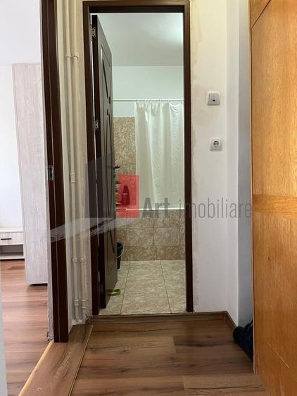 Apartament cu 2 camere semidecomandat în Drumul Taberei