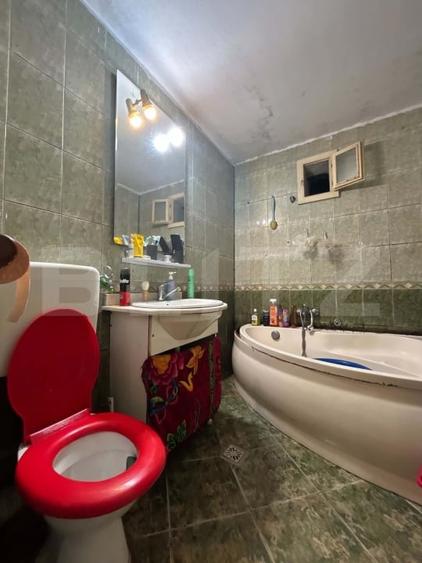 Apartament cu 4 camere decomandat, mobilat în Gherla